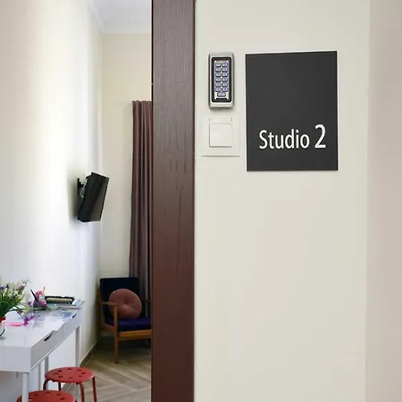 Central Aristotelous Studio 1 *